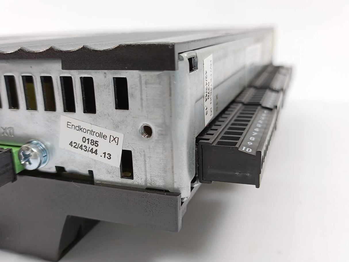 SEW-EURODRIVE  MDX61B0008-5A3-4-0T/L Movidrive 08289611