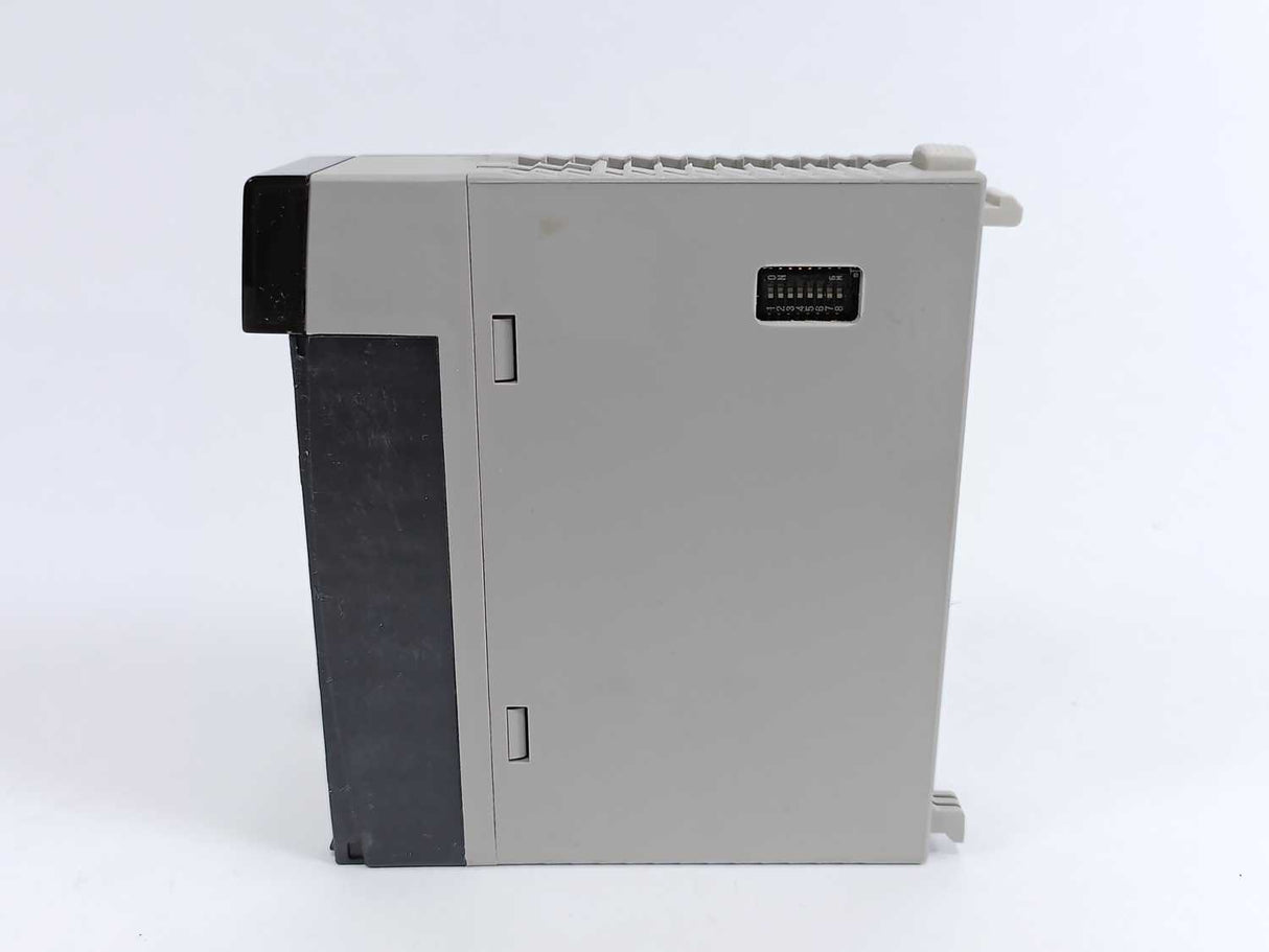 HITACHI EH-AYH8M EH-150 Programmable Controller Analog Output