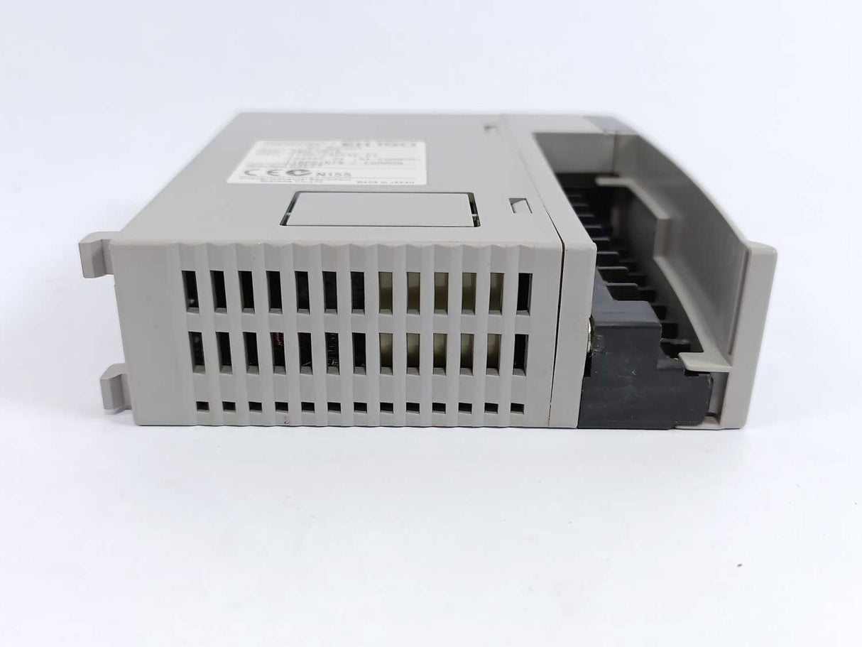 HITACHI EH-YR16 EH-150 Programmable Controller RY Output