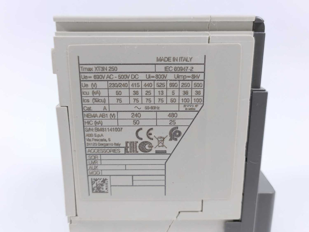 ABB 1SDA068069R1 SACE Tmax XT3N 250