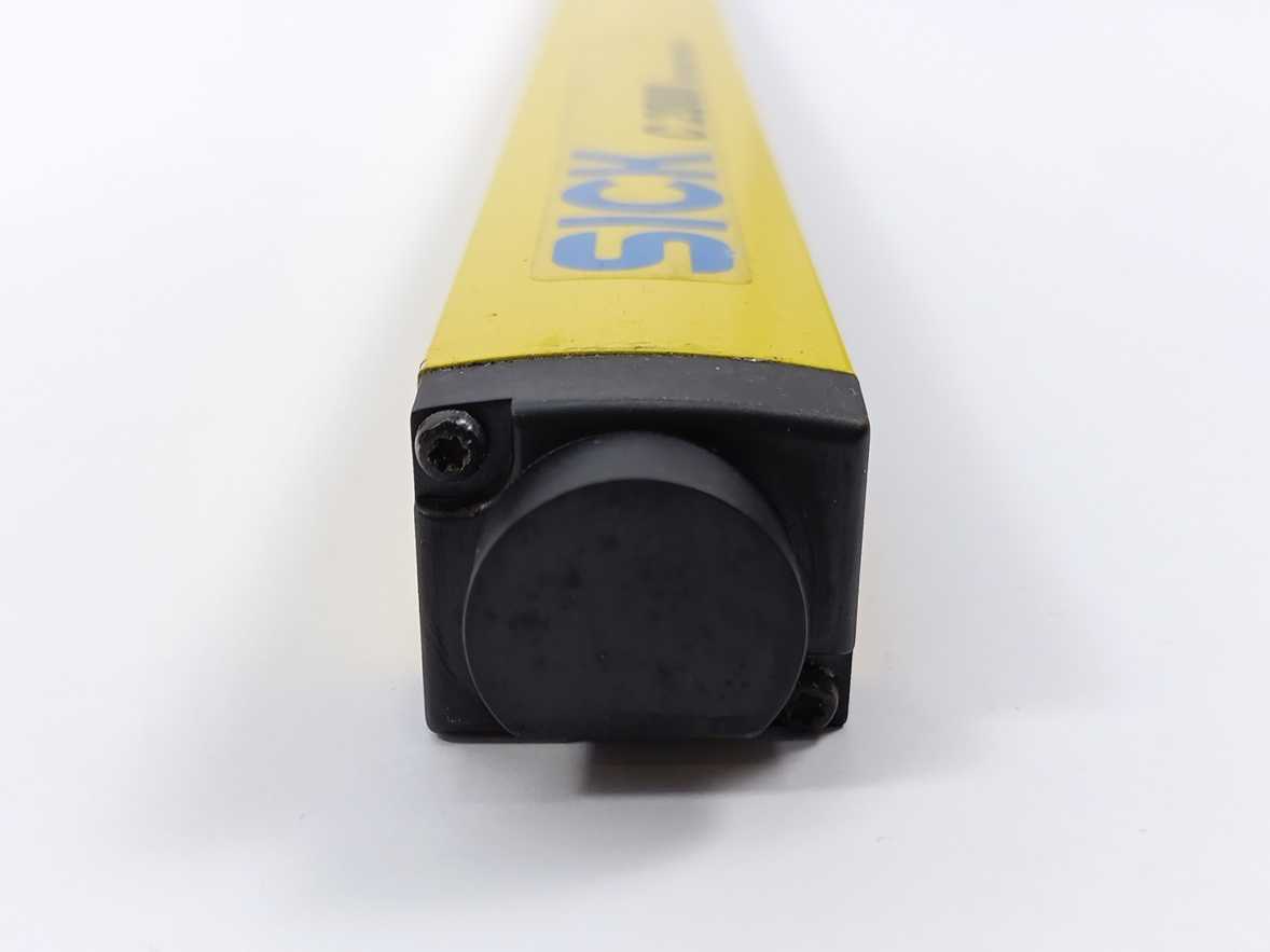SICK 1016581 C20S-075104A11 & 1016582 C20E-075304A11 Safety Light Curtain Kit