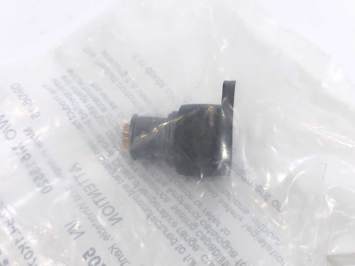 Amphenol SCE2-B-L1K07-12PN 12 Position Circular Male Connector