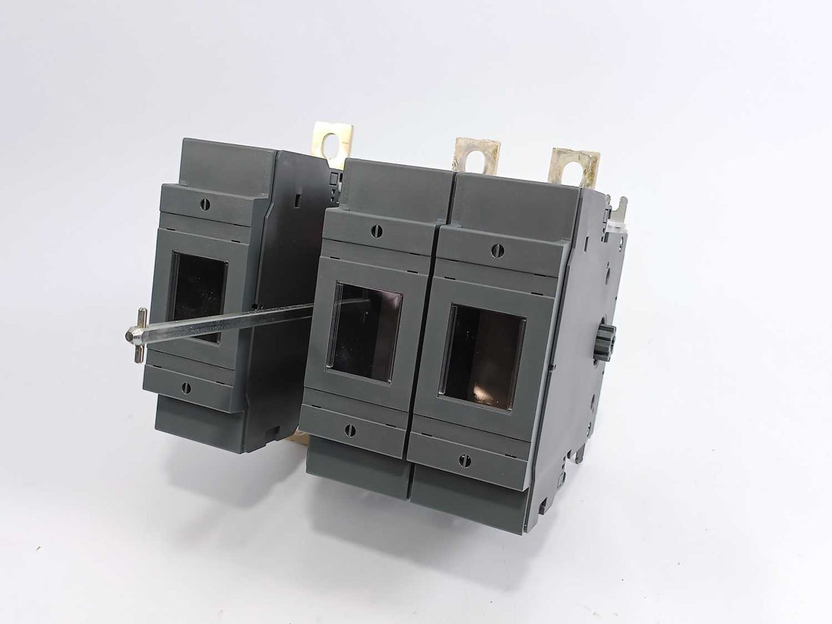 ABB OS250D12 1SCA022727R0010 Switch Fuse 3-Pole