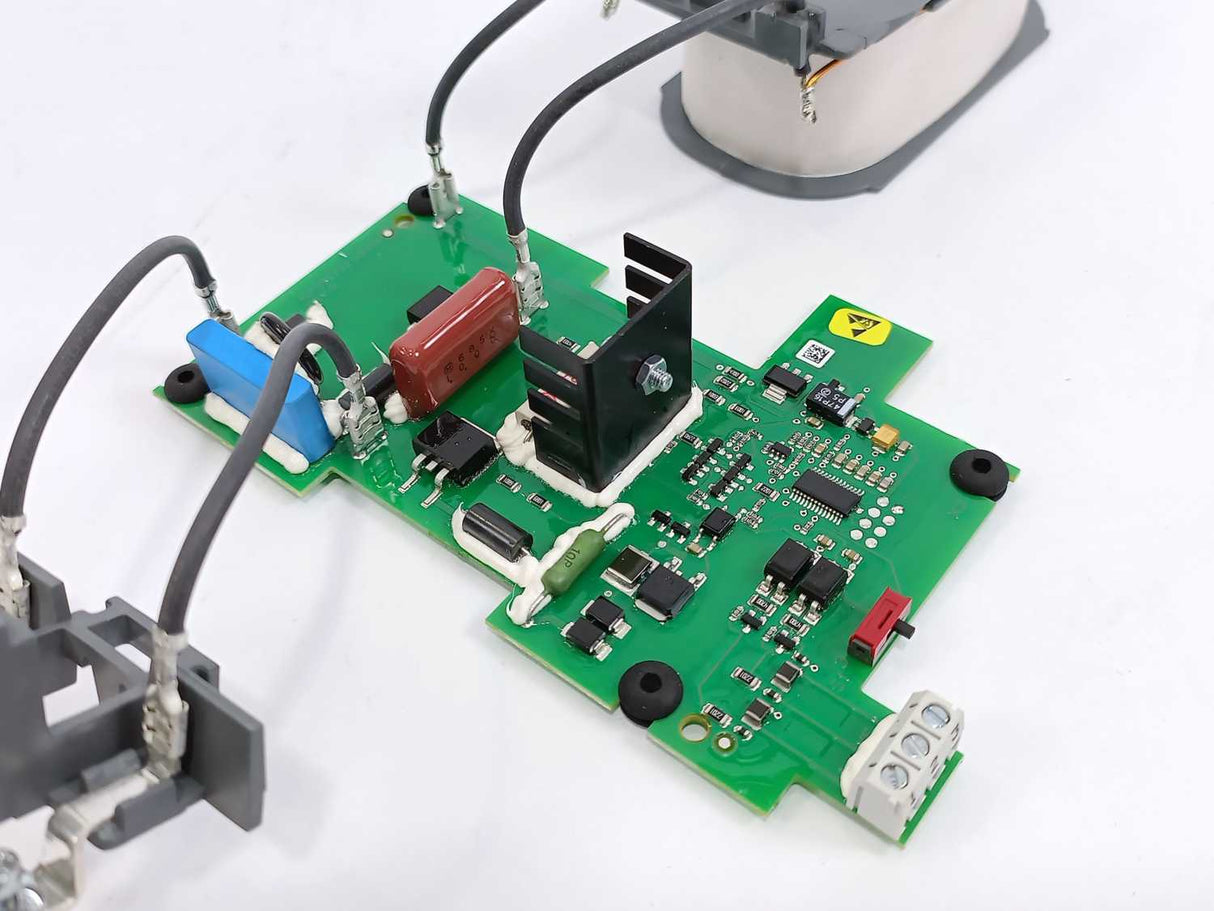 ABB 1SFN155770R7006 ZAF460-68 Operating Coil 100-250V