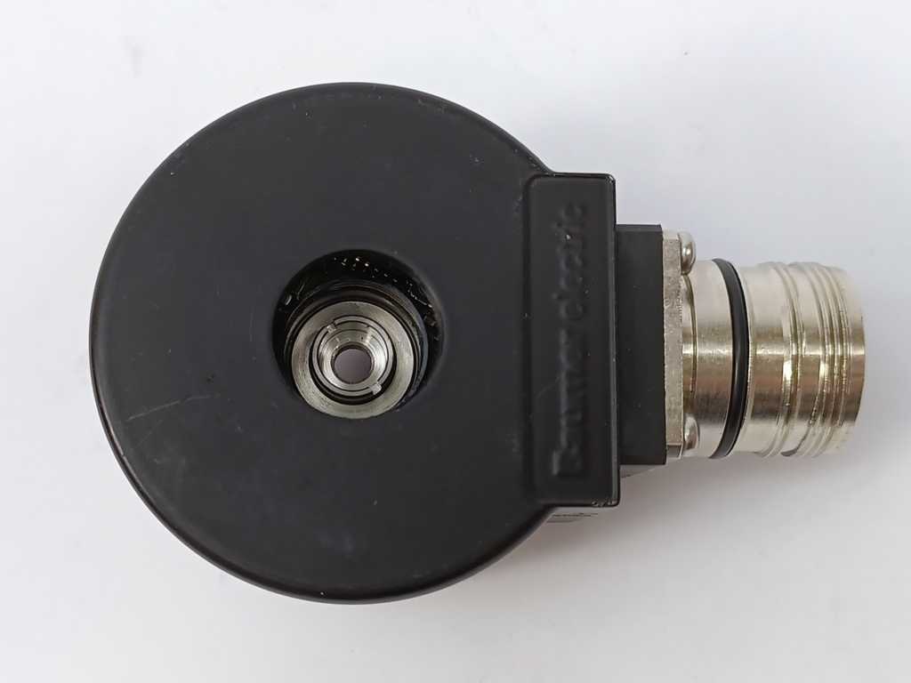 BAUMER ELECTRIC BHF 06.05A 5000-E2-A Incremental Rotary Encoder