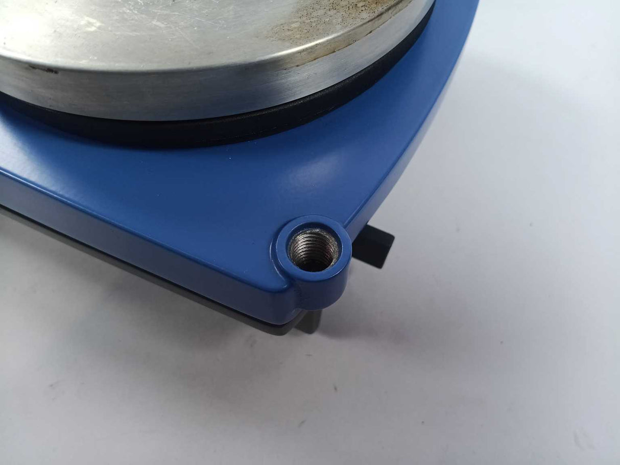 LLG LABWARE IKA RCT ST S000 Magnetic Stirrer