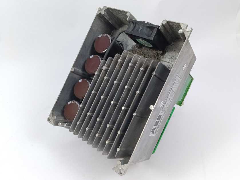 ABB ACS301-4P9-3 ACS300 Frequency Converter *SPAREPARTS*