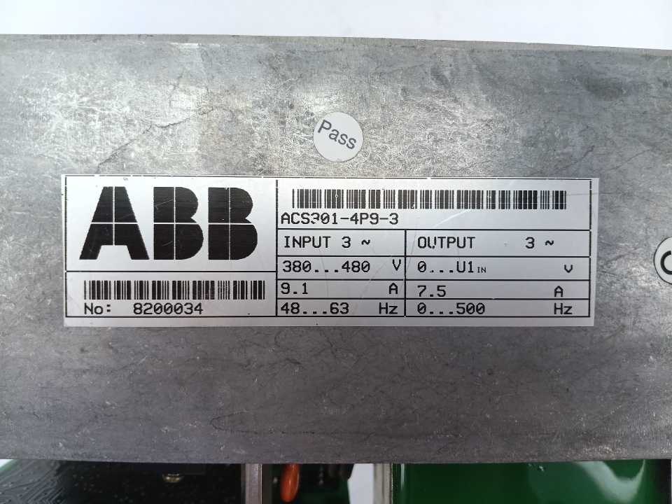 ABB ACS301-4P9-3 ACS300 Frequency Converter *SPAREPARTS*