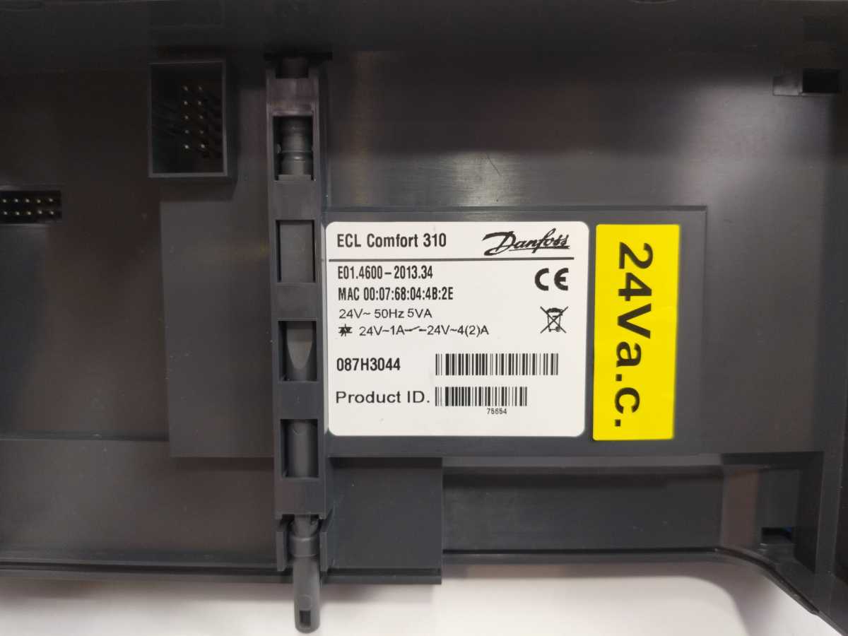 Danfoss 087H3044 ECL Comfort 310, LCD Dot Matrix
