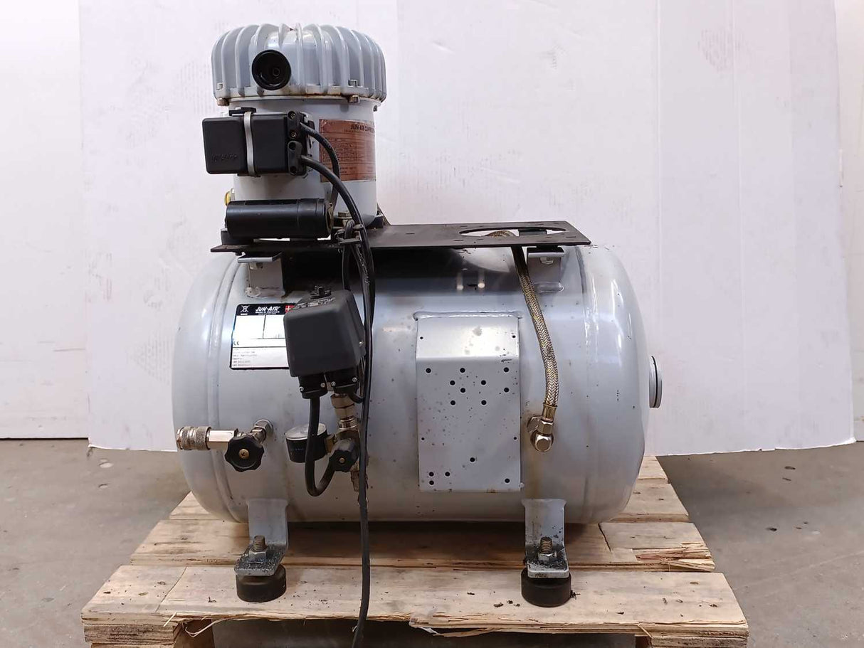 Jun-Air 6-40 3512097 Air Compressor