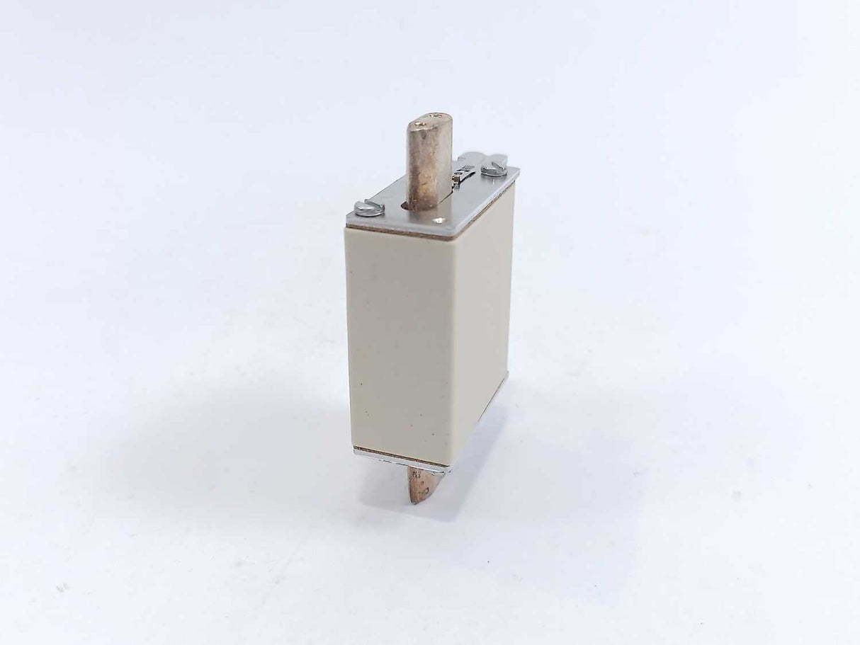 Siemens 3ND1822 LV HRC Fuse NH000 63A aM 500Vac Batch 3 Pcs.