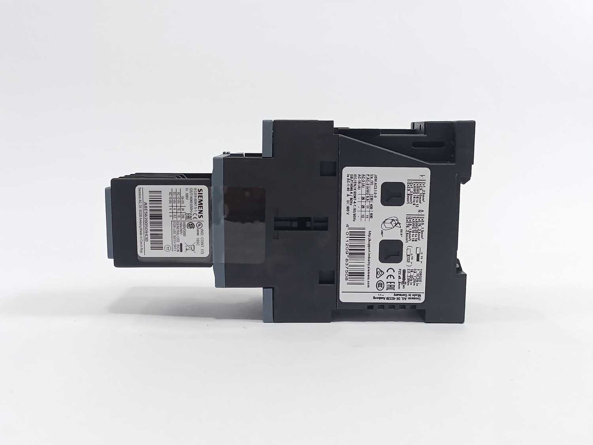 Siemens 3RT2026-1BB44-3MA0 SIRIUS Power Contactor w/A8E56200509430 Contact Block