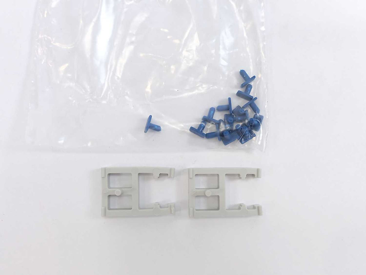 Rittal SV 9340.004 Busbar Support for Flat Copper Busbars Batch 4 Pcs.