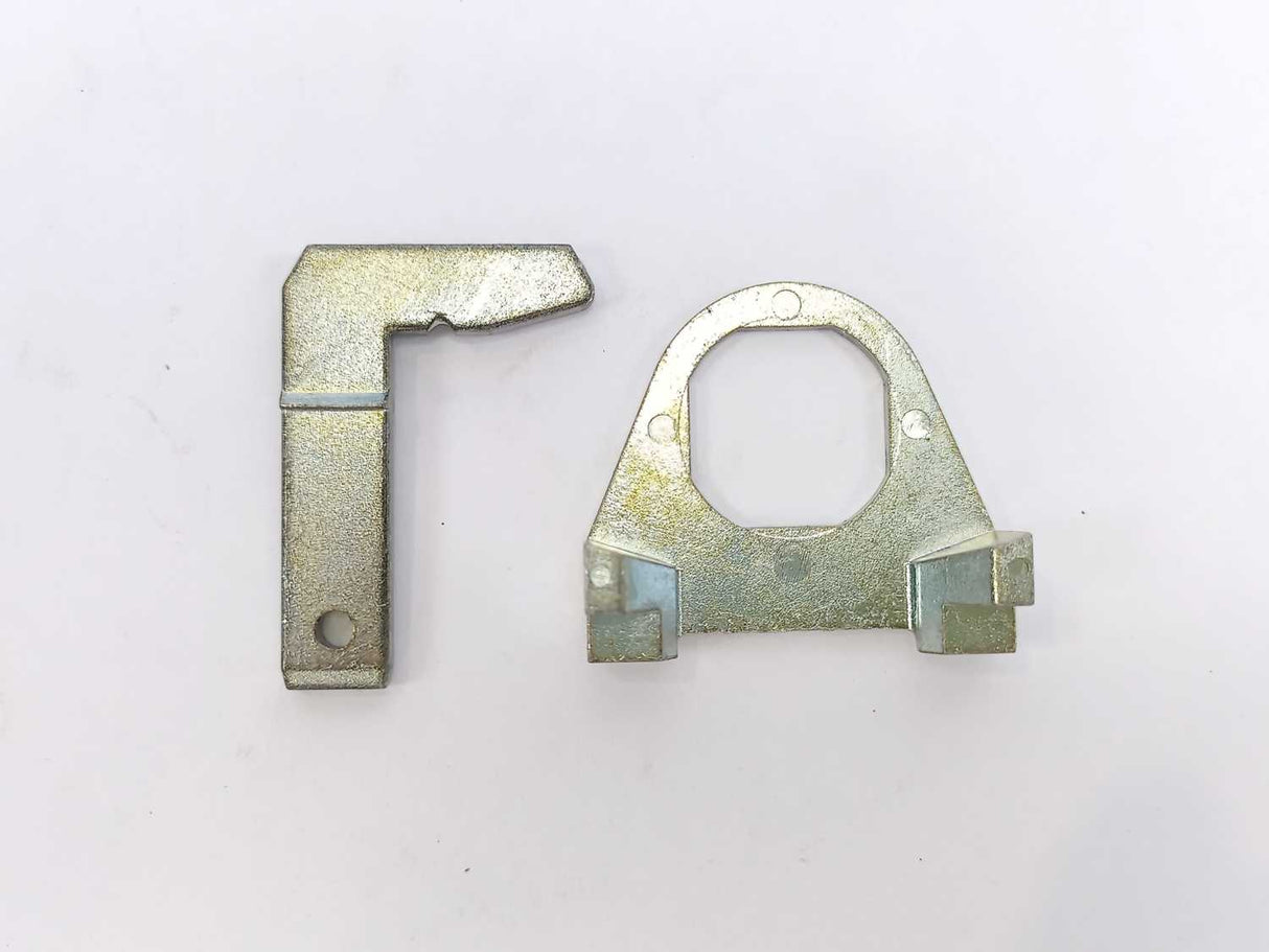 Eaton 220B0013 Front-mounted Closure Mechanism with Cylinder Lock