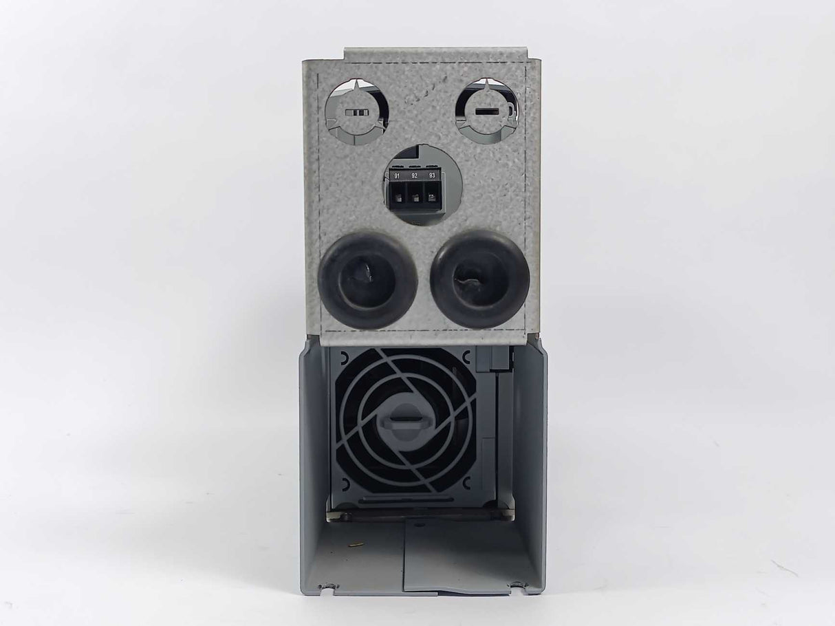 Danfoss FC-301P1K5T4E20H1XGXXXXSXXXXAXBXCXXXXDX 131B0955 Freq. Converter 1,5kW