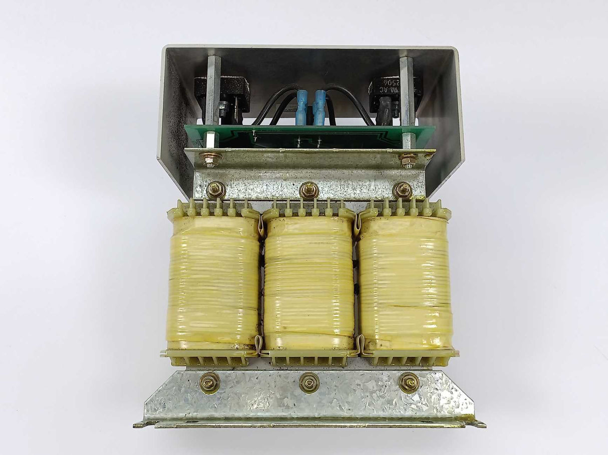 Siemens 4AV3000-2AB Three-Phase Transformer DC 24V / 10A