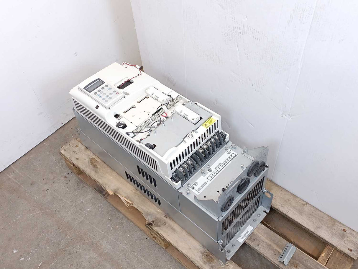 ABB ACS800-31-0016-3 Low Voltage AC, 68671485 W: CDP312R