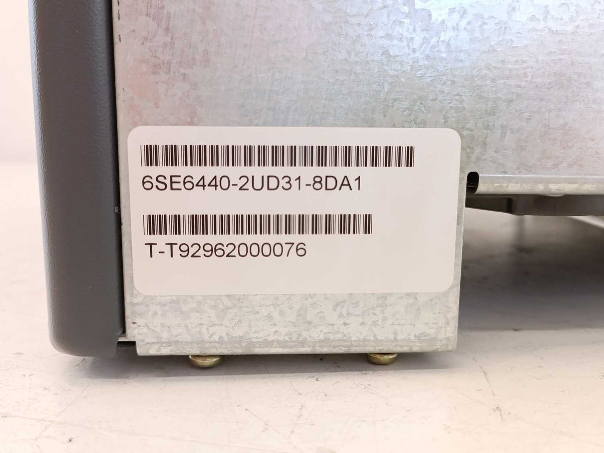 Siemens 6SE6440-2UD31-8DA1 MICROMASTER 440 Frequency Converter 18.5kW