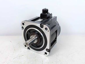 YASKAWA ELECTRIC SGMRV-37ANA-YR13 Servo Motor AC 3.7kW, 23.6A 200V