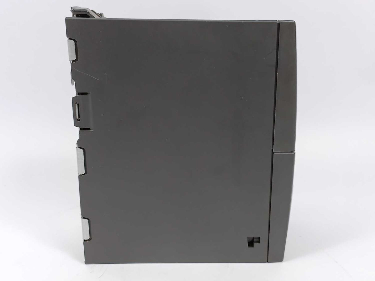 Siemens 6SE6440-2AB12-5AA1 MICROMASTER 440 Frequency Converter 0.25kW