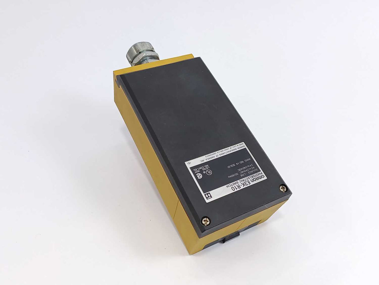 OMRON E3K-R10 Photoelectric Switch