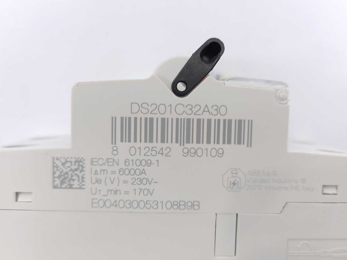 ABB 2CSR255140R1324 Circuit Breaker DS201C32A30