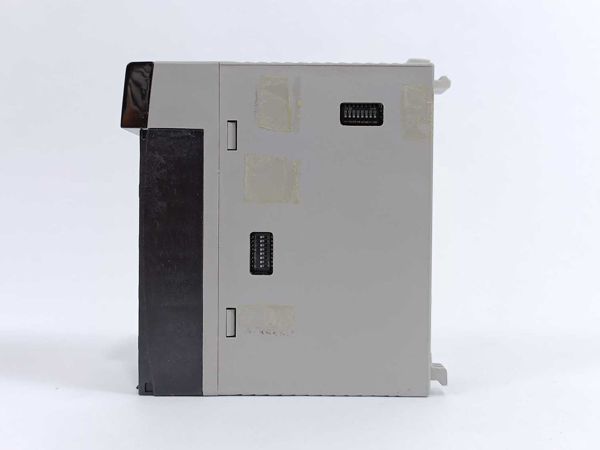 HITACHI EH-AXH8M EH-150 Programmable Controller