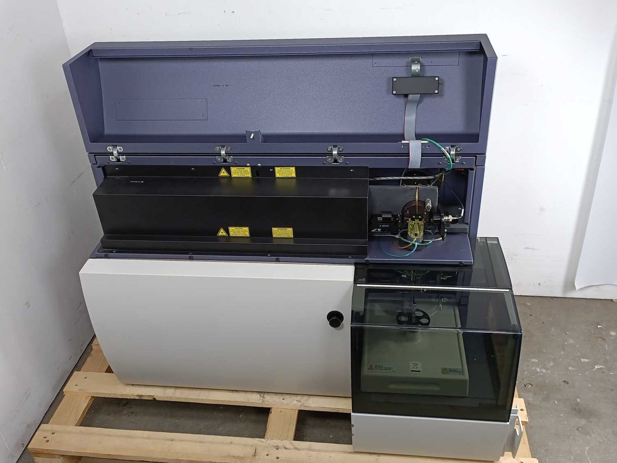 BD Biosciences BD FACSCanto™ II Flow Cytometer 100/115/230V, 50/60Hz, Max P:500W