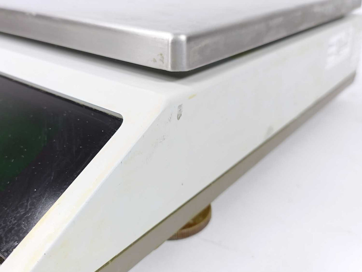 Mettler PM6000 Scale