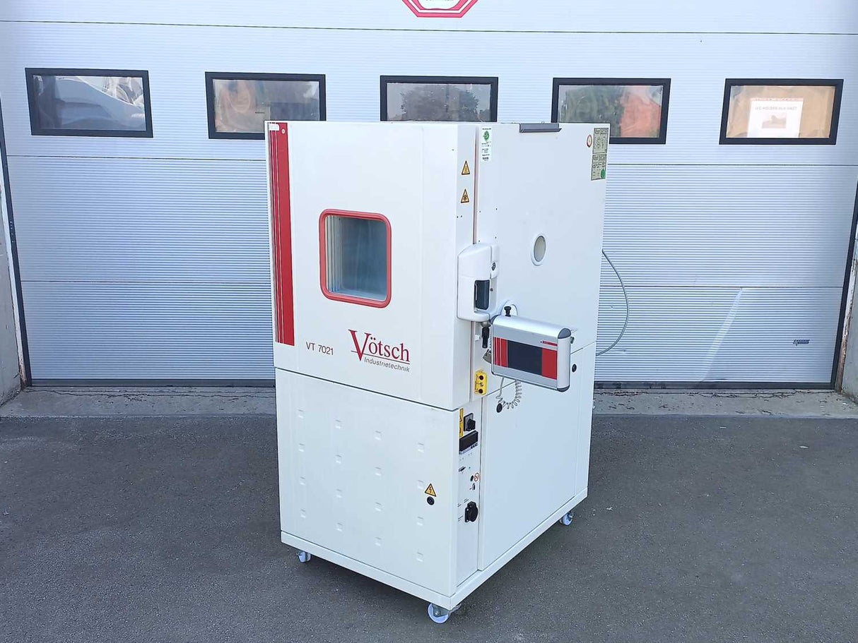 VOTSCH 56607726 VT 7021 Air-cooled Temperature Test Chamber Tested to -32°C