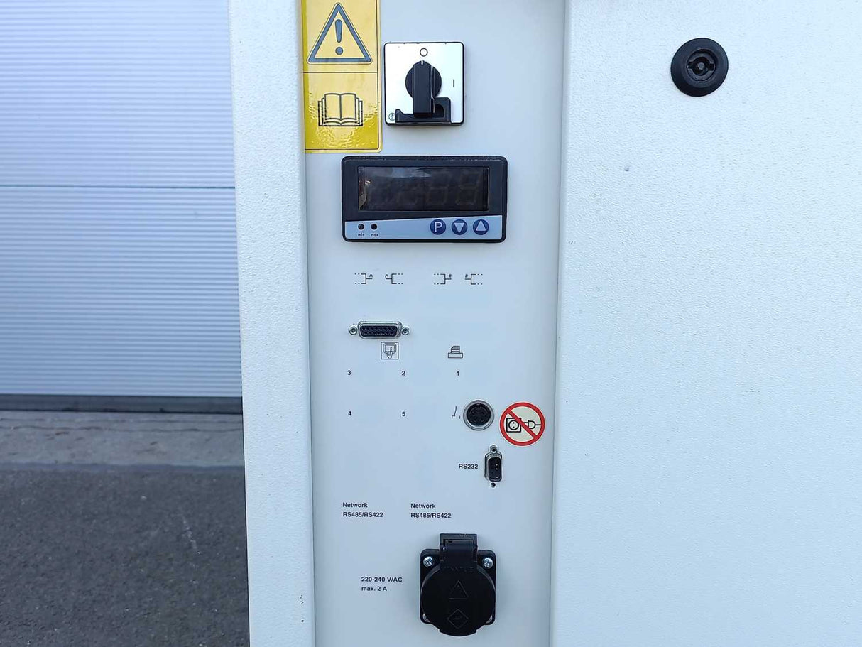 VOTSCH 56607726 VT 7021 Air-cooled Temperature Test Chamber Tested to -32°C