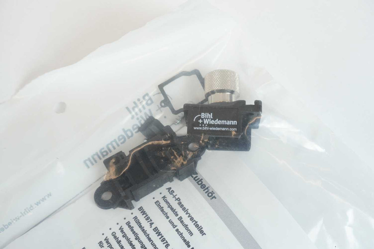 Bihl+Wiedemann BW1239 Passive Distributor AS-i on M12