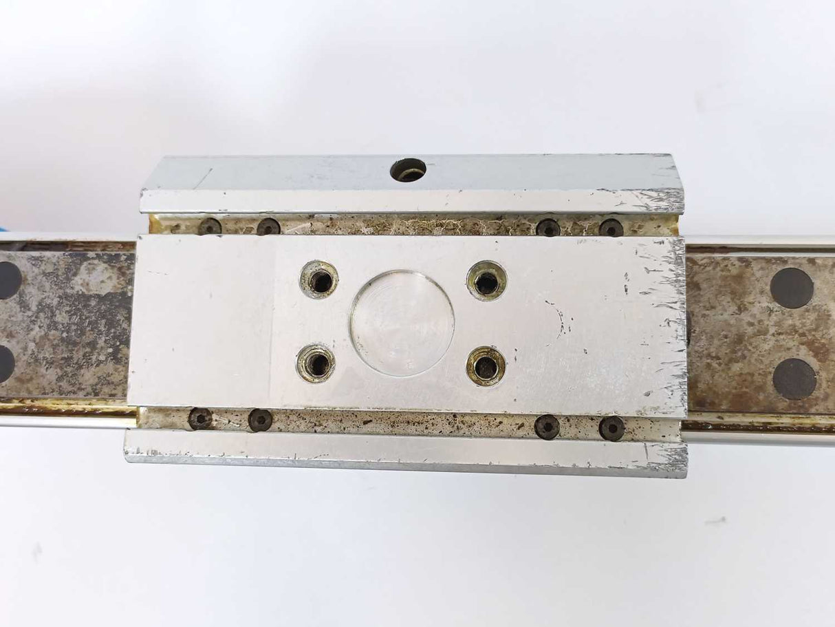 Festo 576695 DGPIL-32-7520-B-KF-AIF-GK-SH-AV-D2-SA Linear Drive