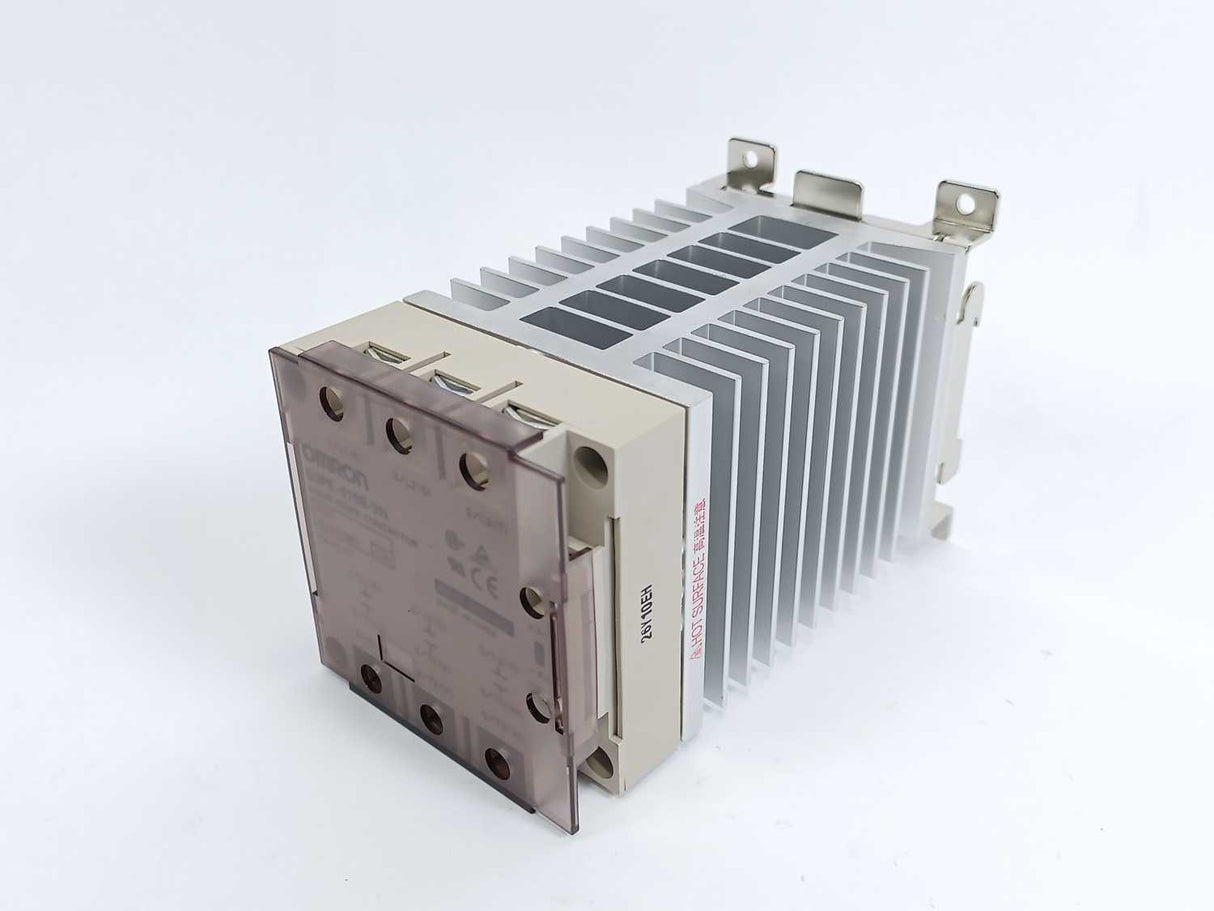 OMRON G3PE-515B-3N Solid State Contactor, 3-pole, 15 A, 200-480V