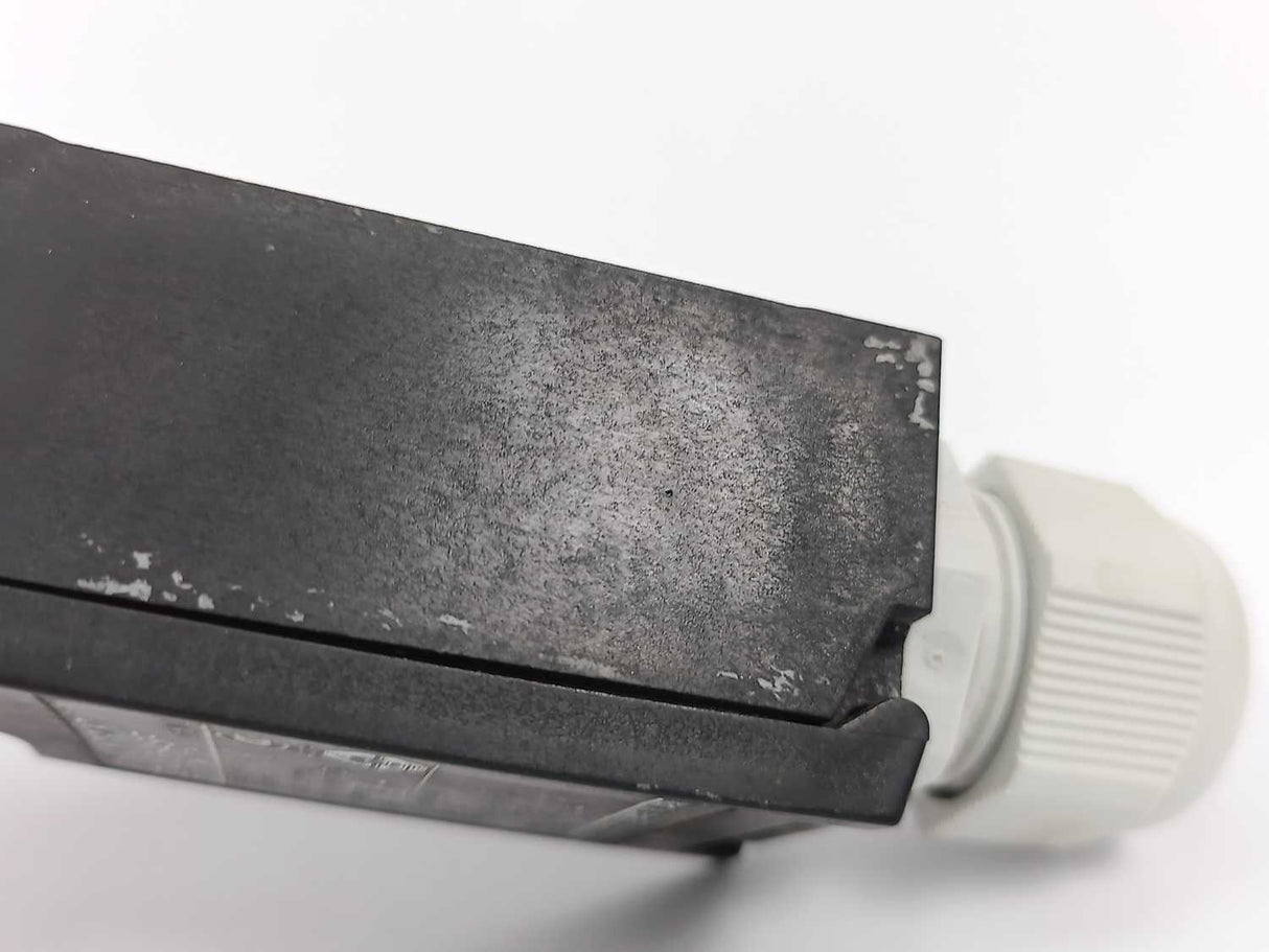 OMRON D4NS-4BF Door Switch