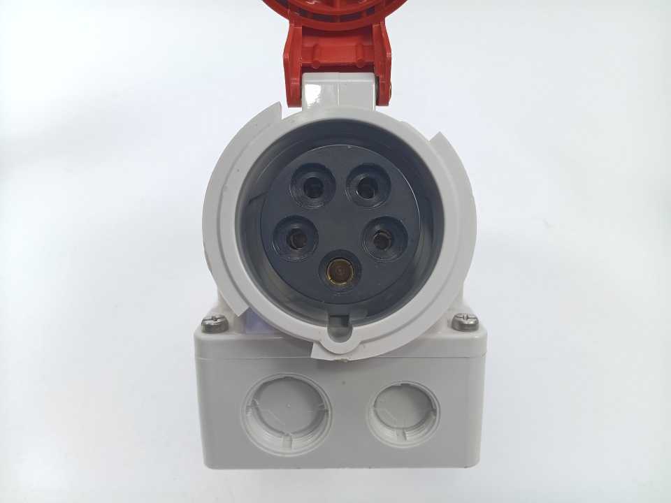 BALS 16461 Industrial CEE Socket 16A 5-Pin 3P+N+E 6h IP44