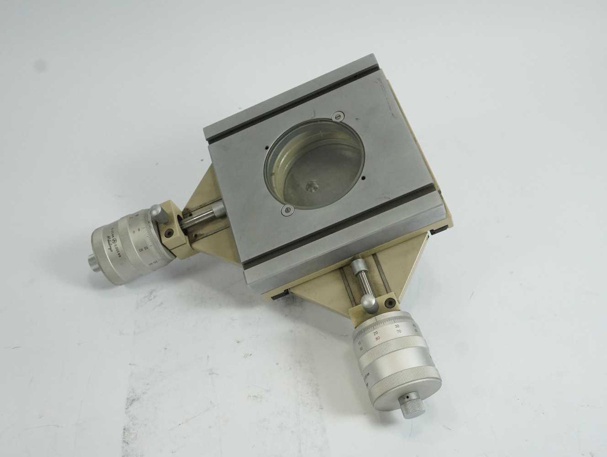 Mitutoyo 152-369 XY Precision Positioning Stage with Micrometer Heads