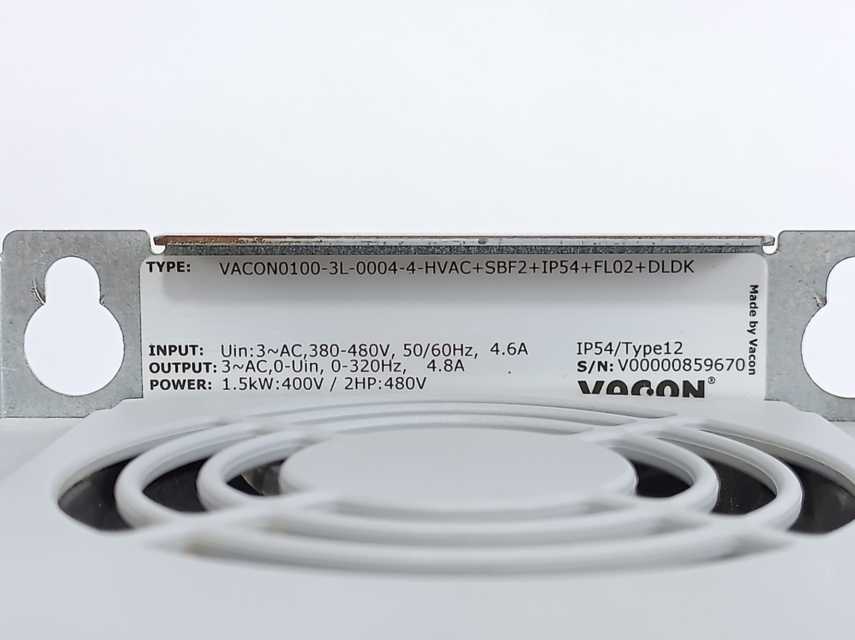 Vacon VACON0100-3L-0004-4-HVAC+SBF2+IP54+FL02+DLDK HVAC Drive 1.5kW