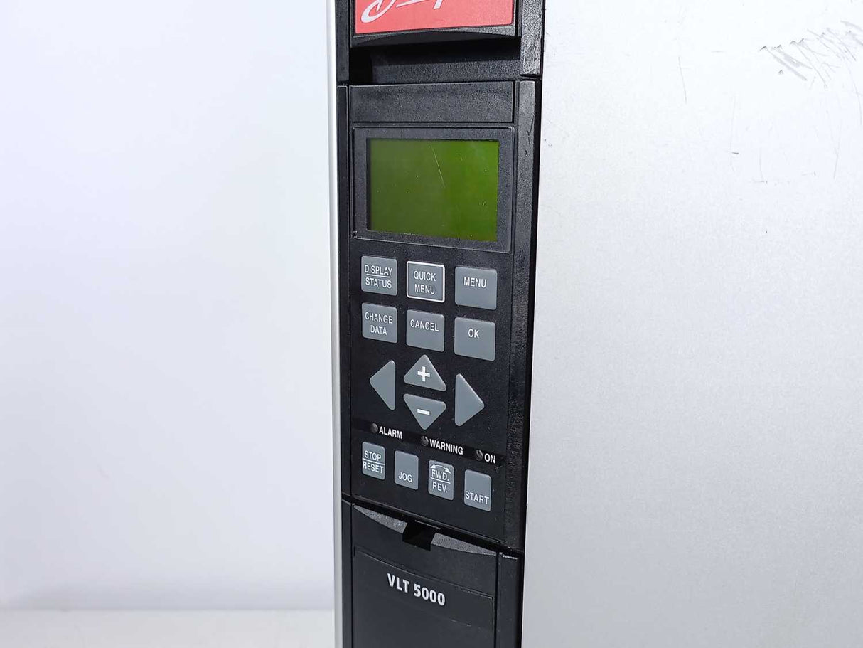 Danfoss VLT5001PT5C20STR3DLF00A00C0 175Z0119 1.7KVA Variable Frequency Drive
