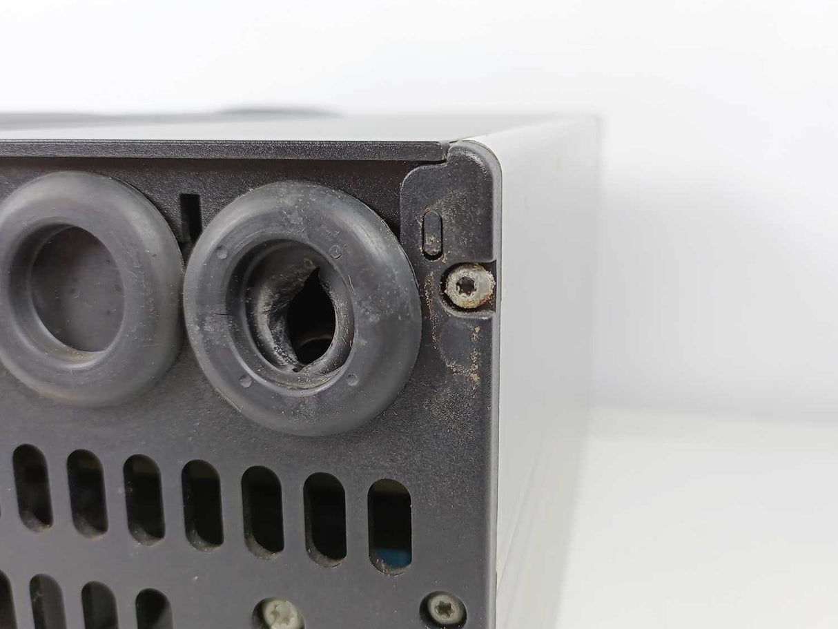 Danfoss VLT5003PT5C20STR3DLF00A00C0 175Z0131 VLT 5003 3.1kVA Frequency Converter