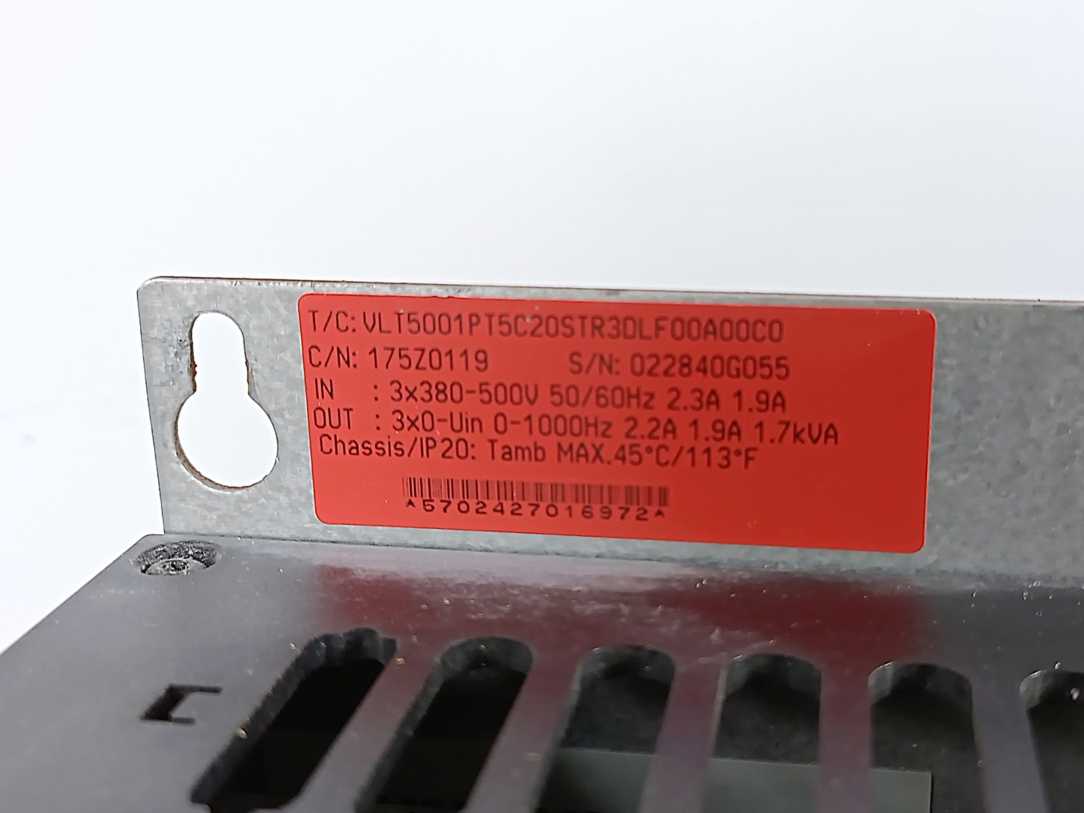 Danfoss VLT5001PT5C20STR3DLF00A00C0 175Z0119 1.7KVA Variable Frequency Drive