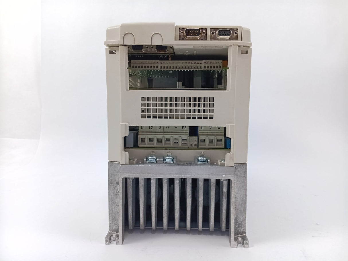 Keb 15F5A1G-YR60 F5, In: 50/60Hz, 400V, 31,2A. Out: 800Hz 24A 17kVA