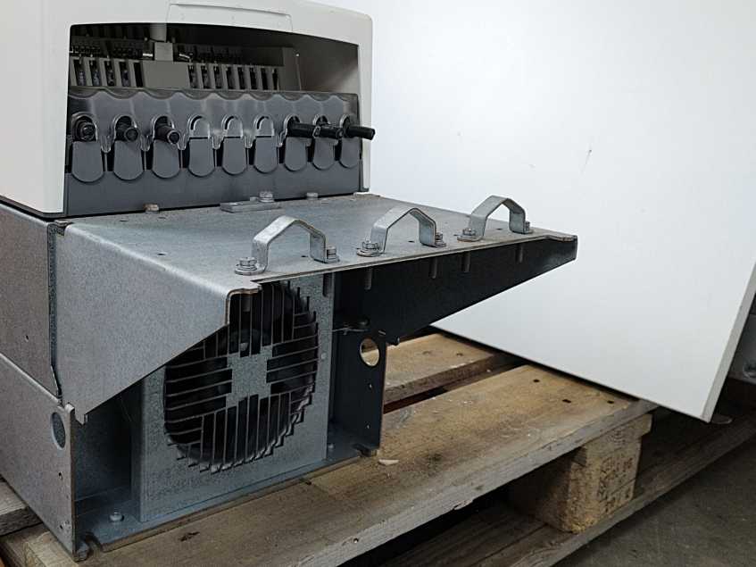 ABB ACS800-01-0070-3+E202+L503+P901 Frequency Converter