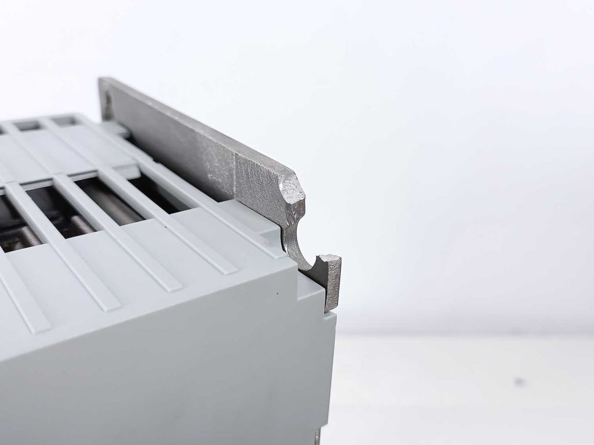 Danfoss FC-302P5K5T5E20H1XGCXXXSX 131B0131 Frequency Converter 5,5kW