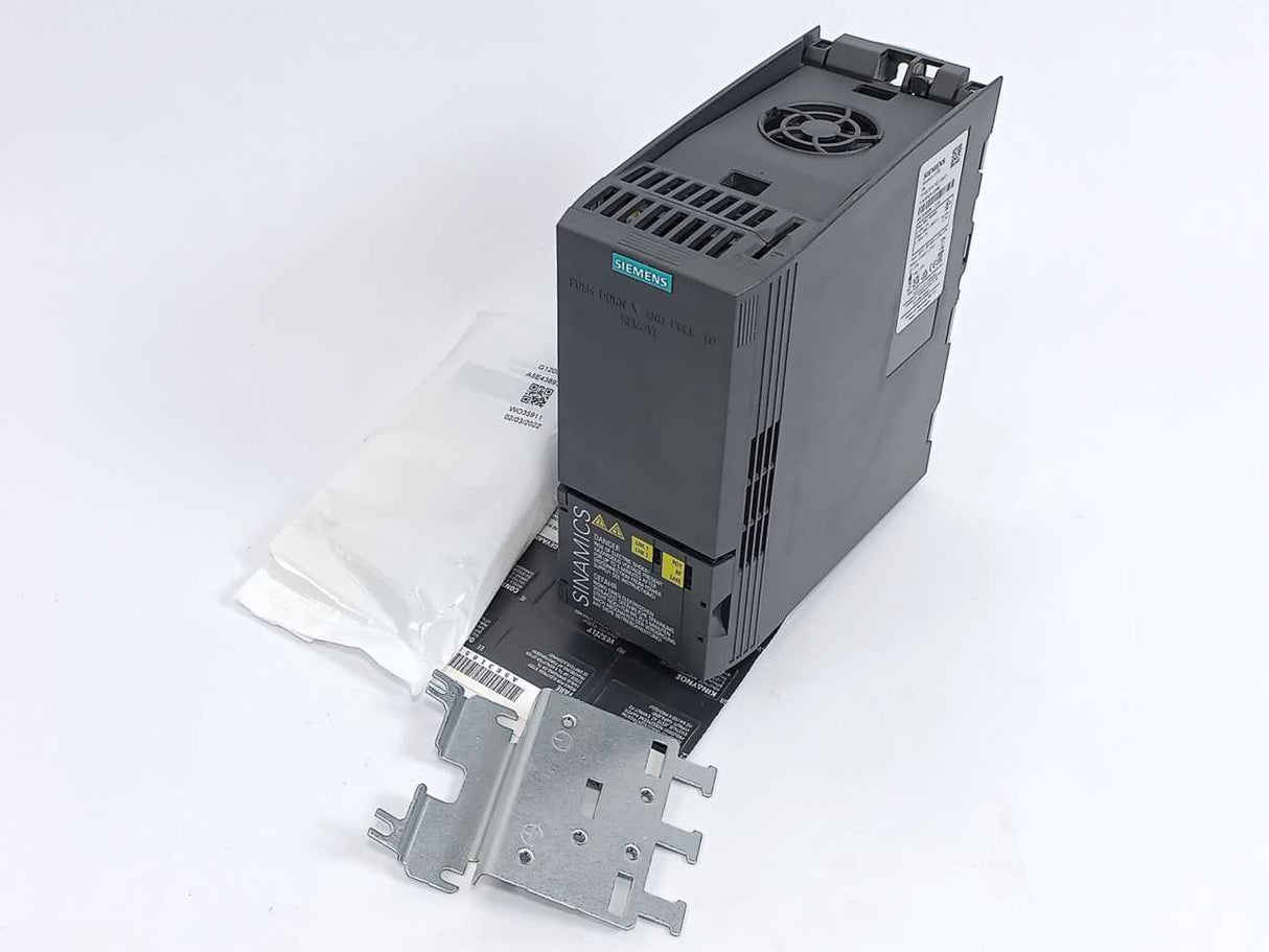 Siemens 6SL3210-1KE11-8AF2 Sinamics G120C PN 0.55kW Frequency Converter