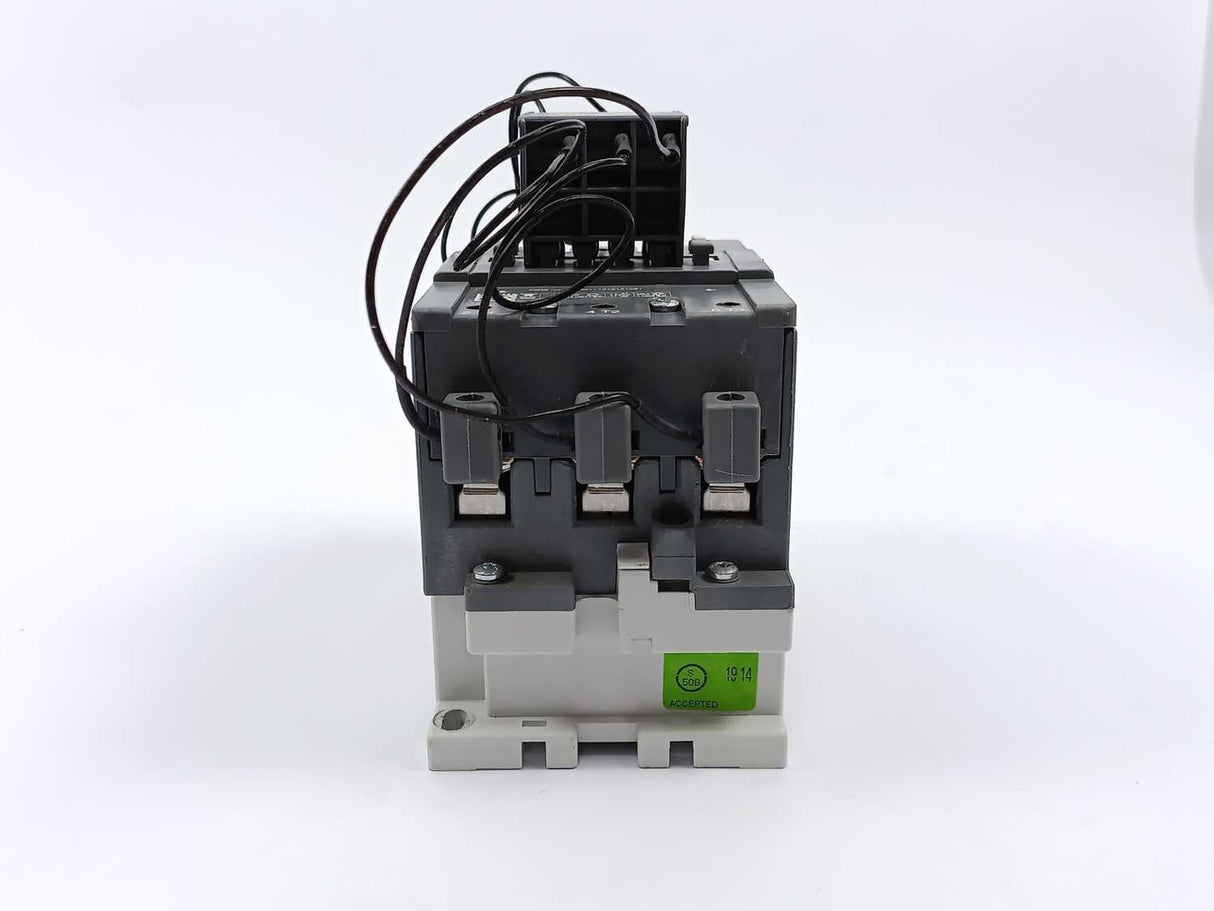 ABB 1SFL457024R7000 UAF110RA 3-pole Contactors ,20-60V Coil