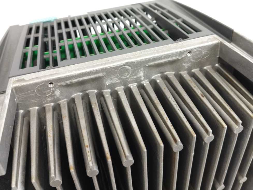 Siemens 6SL3210-1SE21-8AA0 Sinamics Converter Power Module