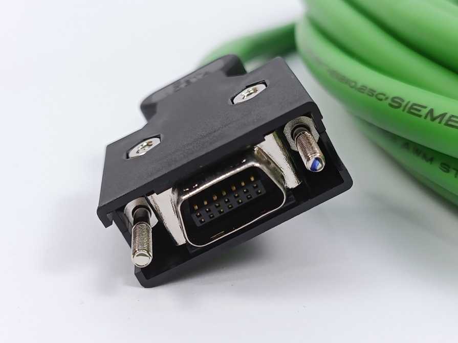 Siemens 6FX3002-2CT12-1BA0 Signal Cable for Incremental Encoder 10 m