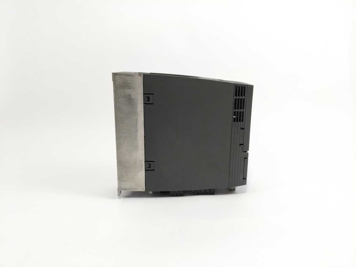 Siemens 6SL3210-1KE18-8AF1 SINAMICS G120C 4 kW Frequency Converter