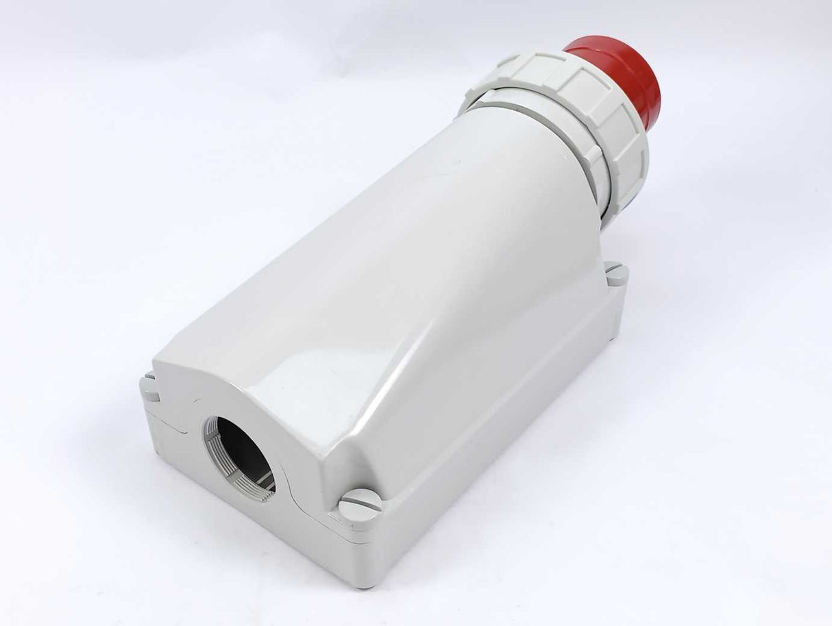 BALS 24202 CEE Wall Mounted Plug 125A